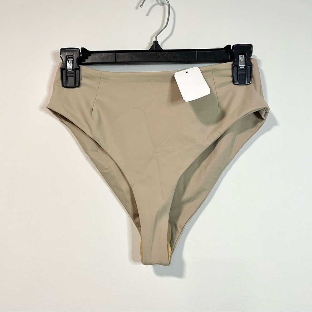 NEW Noize Bikini Bottom (size M)